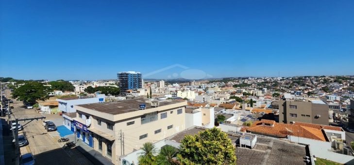 OPORTUNIDADE DE APARTAMENTO AREA CENTRAL