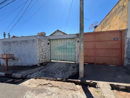 CASA A VENDA - COHAB