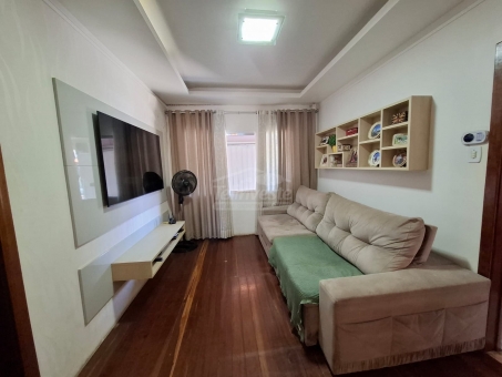 CASA NO BAIRRO BELA VISTA