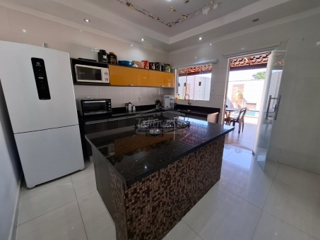 CASA NO BAIRRO BELA VISTA