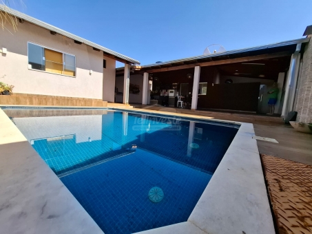 CASA NO BAIRRO BELA VISTA