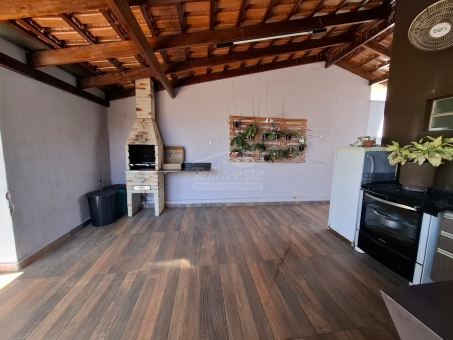 CASA NO BAIRRO BELA VISTA