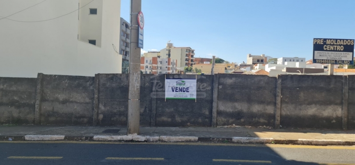 OPORTUNIDADE LOTE CENTRAL
