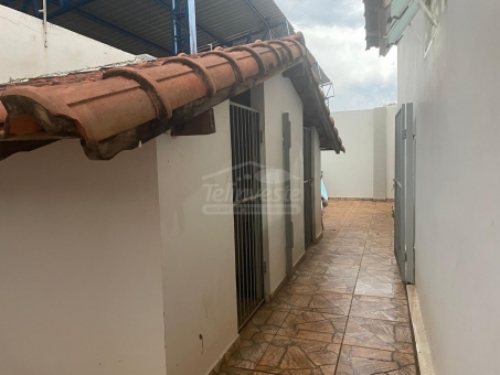 ESPETACULAR CASA PR&Oacute;XIMO AO CENTRO  
