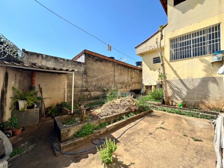 CASA A VENDA NO BAIRRO SAO FRANCISCO 