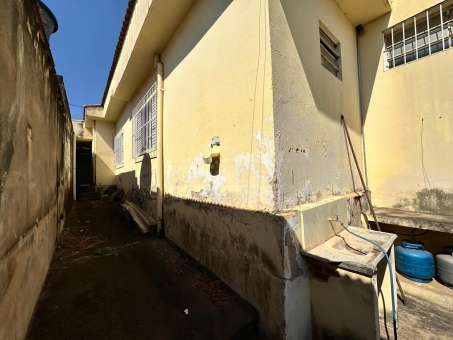 CASA A VENDA NO BAIRRO SAO FRANCISCO 