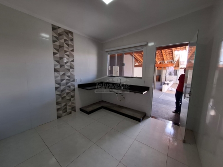 CASA NO COL&Eacute;GIO DE PASSOS 