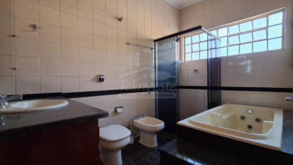 Excelente Casa - Centro