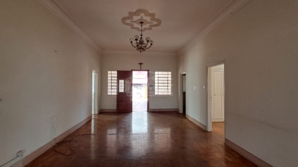 &Oacute;TIMA OPORTUNIDADE - CASA COMERCIAL CENTRO