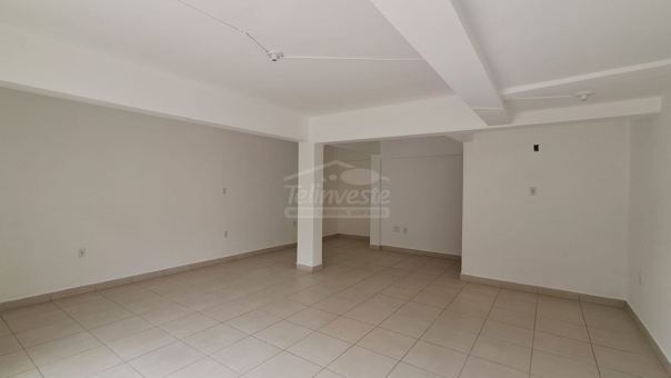 Comodo Comecial - Centro