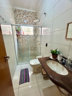 CASA A VENDA - BAIRRO PENHA