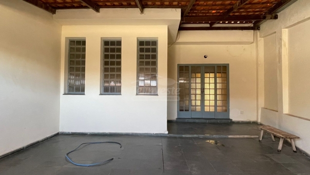 IM&Oacute;VEL A VENDA - BAIRRO PENHA