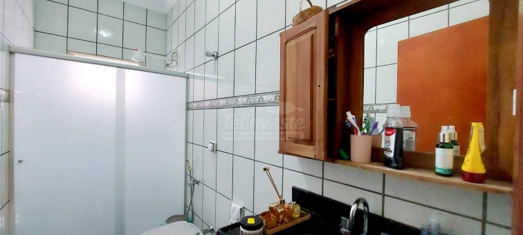 CASA NO BAIRRO CARMELO