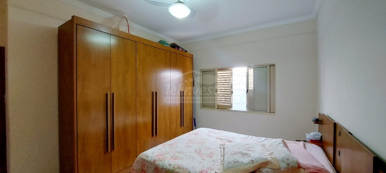 CASA NO BAIRRO CARMELO