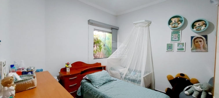 CASA NO BAIRRO SANTA LUZIA