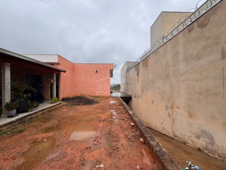 IM&Oacute;VEL A VENDA - VILLAGIO 