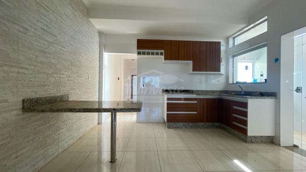 APARTAMENTO NO COL&Eacute;GIO DE PASSOS 