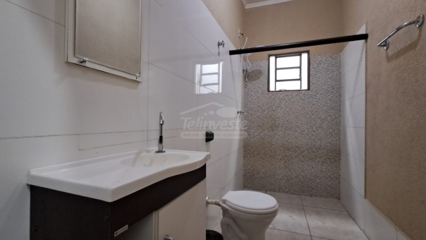 EXCELENTE CASA - CASAR&Atilde;O