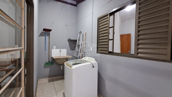 EXCELENTE CASA - CASAR&Atilde;O