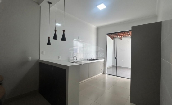 CASA NO ALTO DA GLORIA