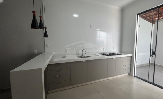 CASA NO ALTO DA GLORIA