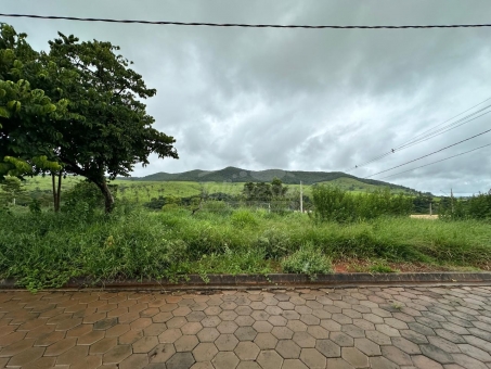 LOTE - CONDOM&Iacute;NIO SOLAR DA COLINA 