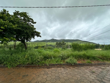 LOTE - CONDOM&Iacute;NIO SOLAR DA COLINA 