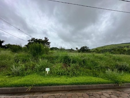 LOTE - CONDOM&Iacute;NIO SOLAR DA COLINA 