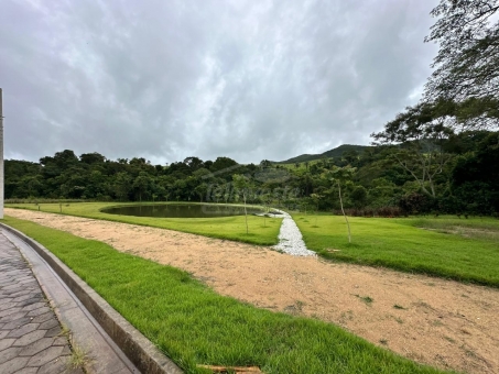 LOTE - CONDOM&Iacute;NIO SOLAR DA COLINA 