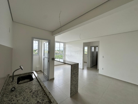 APARTAMENTO A VENDA- AV. JUCA STOCKLER
