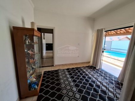 CASA NO JARDIM CIDADE