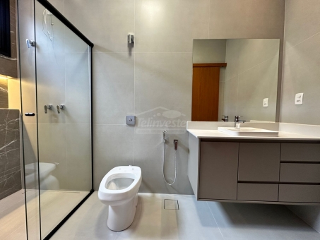 IM&Oacute;VEL DE ALTO PADR&Atilde;O-VILLAGIO D\\