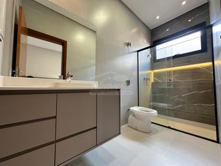 IM&Oacute;VEL DE ALTO PADR&Atilde;O-VILLAGIO D\\