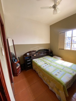 CASA A VENDA BAIRRO SANTA LUZIA 