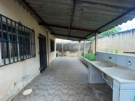 CASA NO NOSSA SENHORA DE LOURDES 