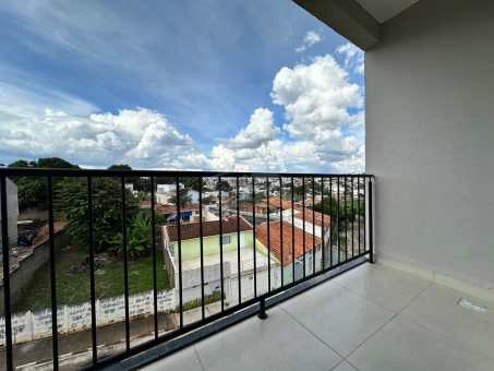 APARTAMENTO A VENDA - JARDIM DOS LAGOS 