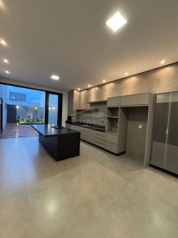 IM&Oacute;VEL A VENDA  ALTO PADR&Atilde;O VILLAGIO D\' IT&Aacute;LIA 