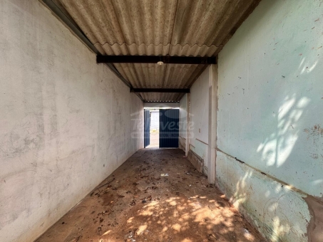 CASA A VENDA - BAIRRO JARDIM CALIF&Oacute;RNIA 