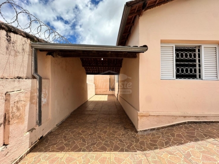 IM&Oacute;VEL A VENDA DE &Oacute;TIMA OPORTUNIDADE - CENTRO