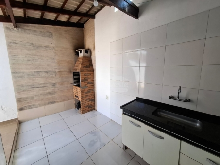 CASA NO PENHA 2