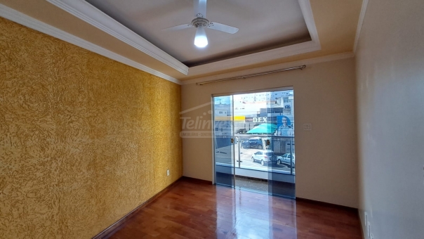EXCELENTE CASA CENTRAL 