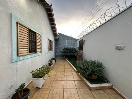 CASA A VENDA COHAB 4