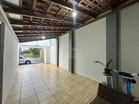 CASA A VENDA COHAB 4