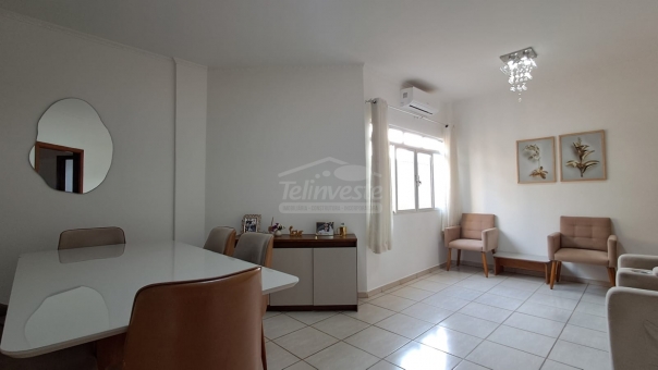 EXCELENTE APARTAMENTO CENTRAL