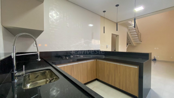 CASA LUXUOSA - MIRANTE DO VALE 