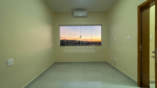 CASA LUXUOSA - MIRANTE DO VALE 