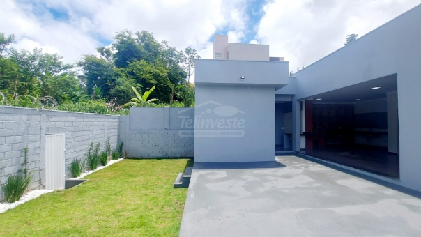 CASA NO BAIRRO PANORAMA