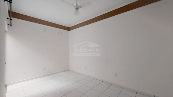 CASA NO BAIRRO PARQUE ESTA&Ccedil;&Atilde;O + COMODO COMERCIAL