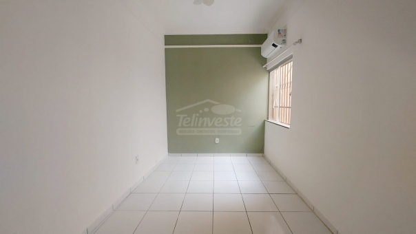 CASA NO BAIRRO PARQUE ESTA&Ccedil;&Atilde;O + COMODO COMERCIAL