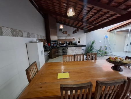 CASA NO BAIRRO MARIA ROSA